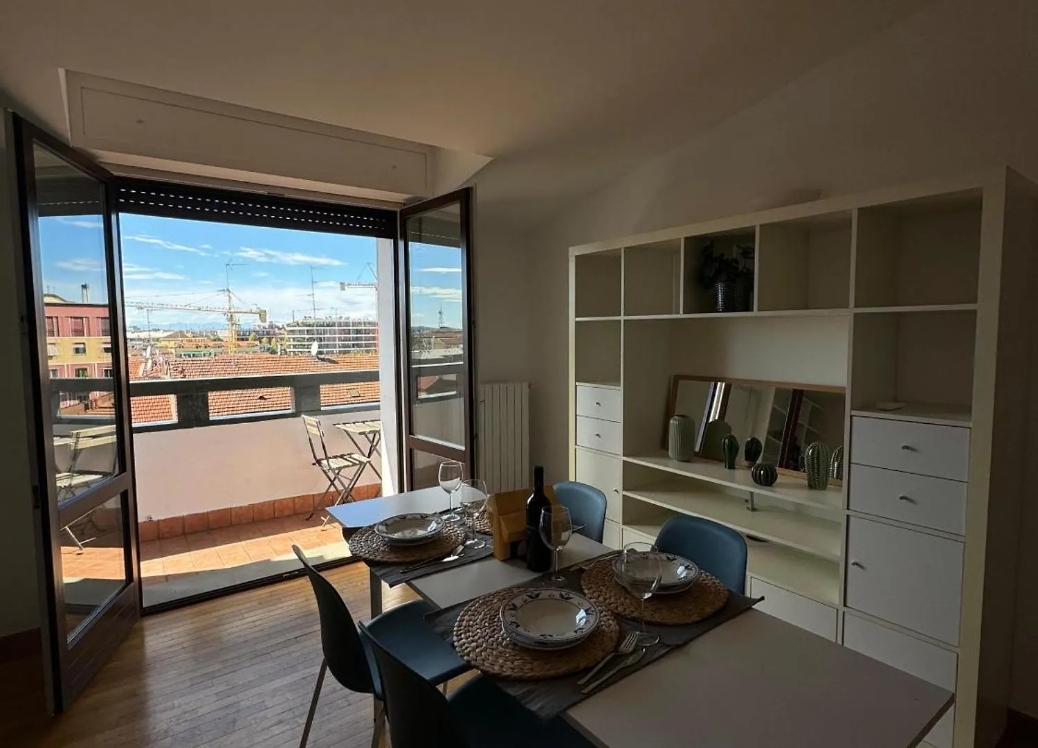 Appartamento Isola- Attico Con Balcone Milan Apartment